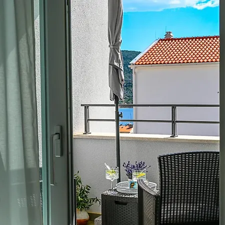 Perlitto Apartman *